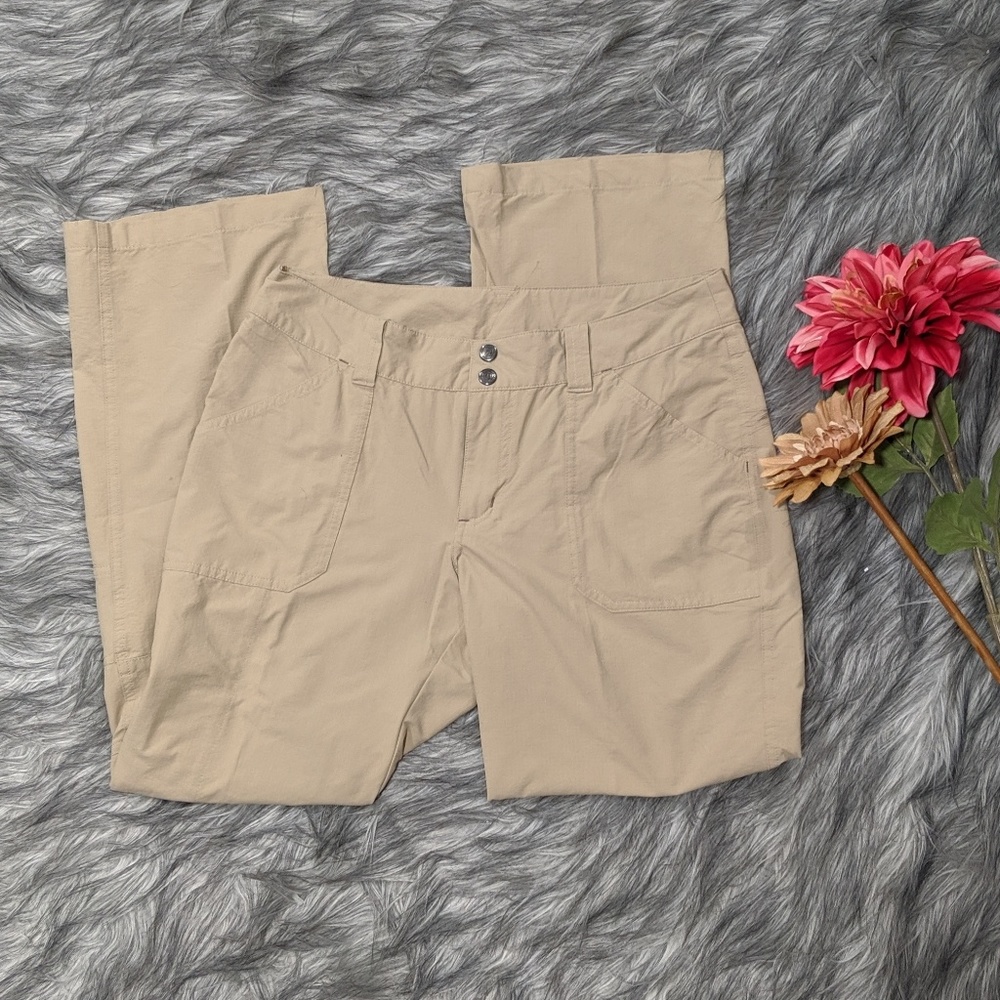 Patagonia lightweight khaki pants - Picture 1 of 6
